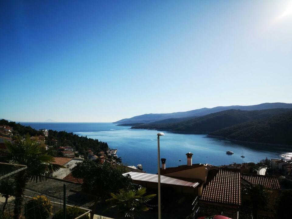 Luxury 1 Bedroom Apartment In Rabac Exterior photo