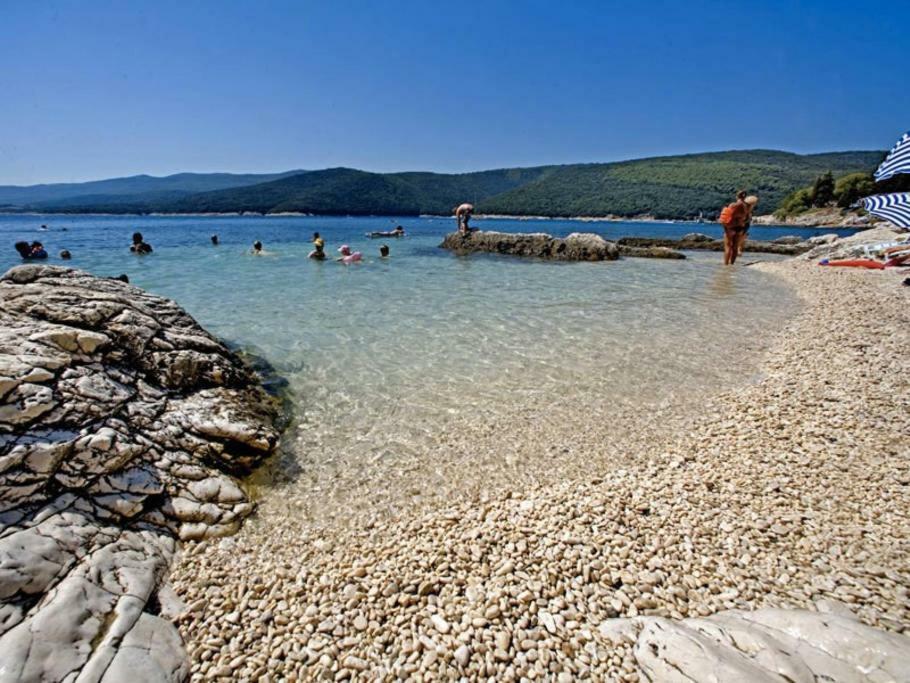 Luxury 1 Bedroom Apartment In Rabac Exterior photo