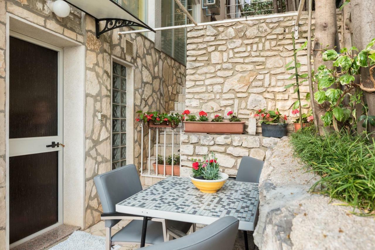 Luxury 1 Bedroom Apartment In Rabac Exterior photo